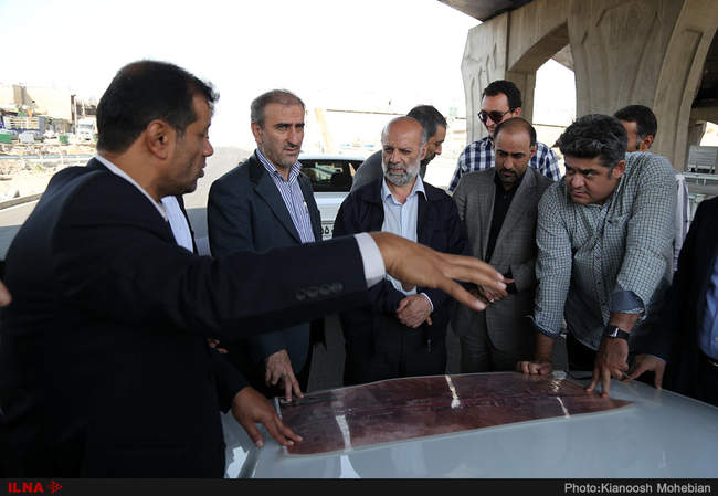 بازدید رئیس فراکسیون کارگری مجلس و معاون نظارت شورای شهر از منطقه 15 ت