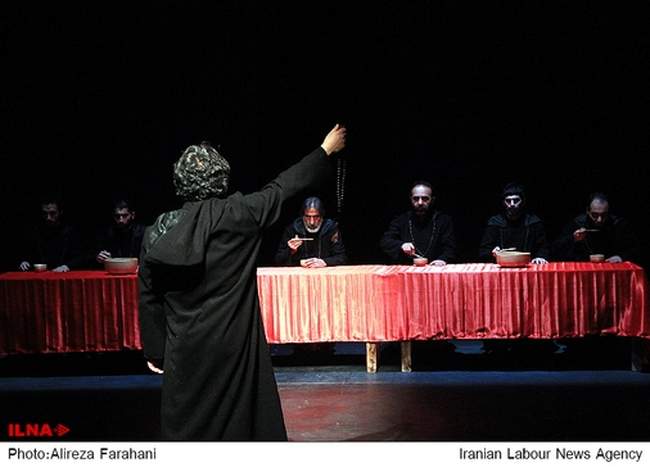 اجرای نمایش کالون و قیام کاستلیون