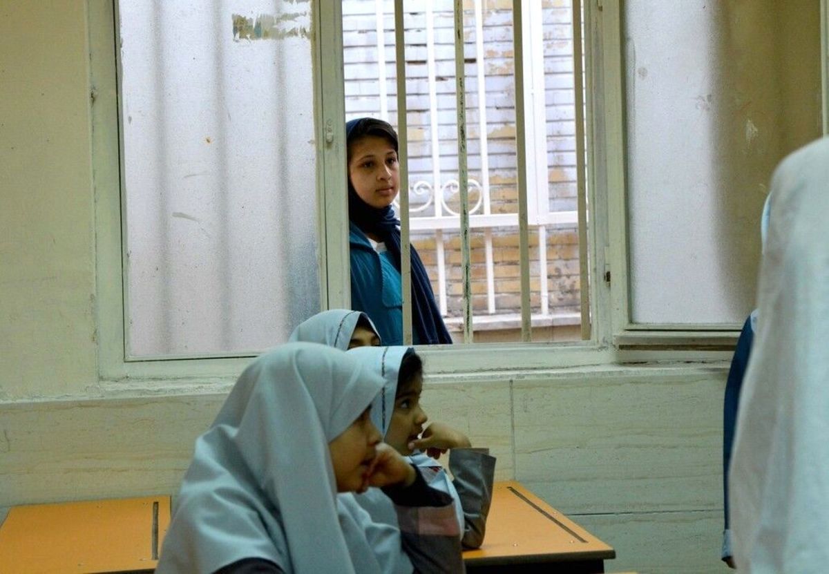  با ازدواج زودهنگام دختران متوسطه دوم در برخی مناطق روبه‌رو هستیم/ انعطاف  برنامه درسی برای بازماندگان از تحصیل