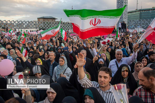  برگزاری جشن ازدواج ۱۰۰۰زوج جان فدا در تهران 
