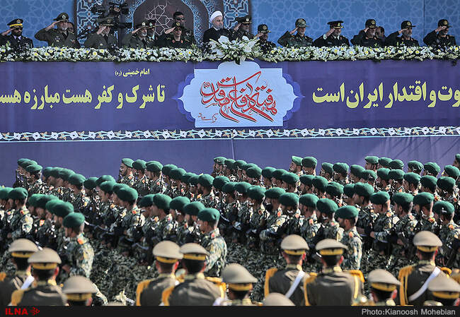 نمایش جدیدترین تجهیزات نظامی در مراسم رژه نیروهای مسلح
