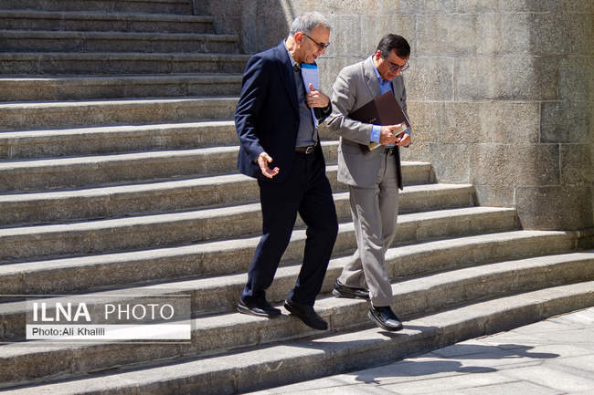 حاشیه جلسه هیات دولت - ۵ شهریور