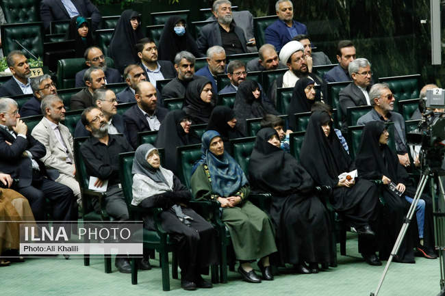 مراسم پاسداشت شهدای خدمت در مجلس