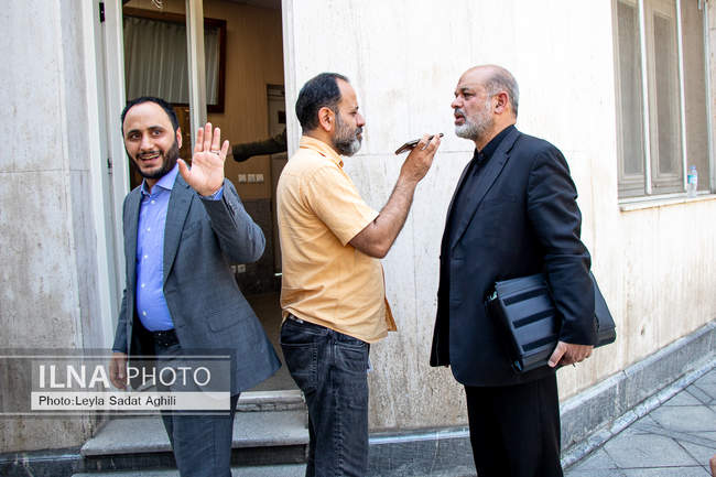 حاشیه هیئت دولت - اول شهریور