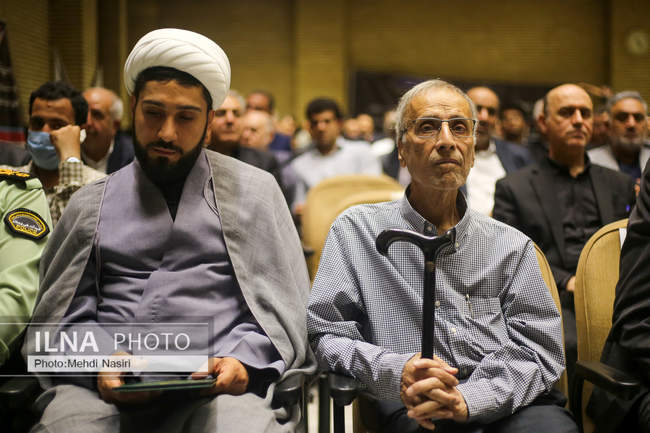 مراسم ختم مادر اسحاق جهانگیری