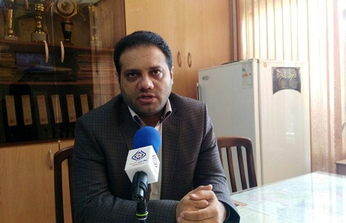 جمعیت کارگری شهرستان شاهین‌شهر و میمه نزدیک به ۷۵ هزار نفر است/ اعطای تسهیلات به طرح های اشتغال زا در شاهین شهر