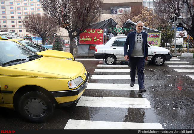 یک روز بارانی در تهران 