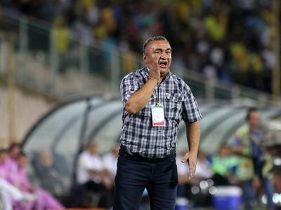 دست نشان: بازی جوانمردانه در فوتبال ما مرده!/ تیم ما مظلوم است