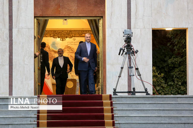 مراسم بدرقه رییس جمهور در سفر به  آمریکای لاتین