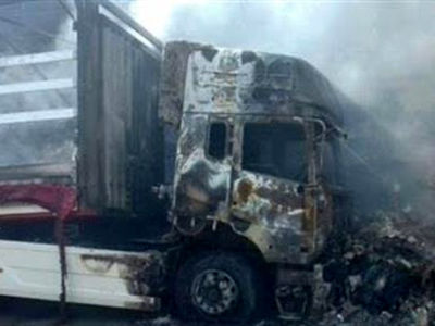 واژگونی کامیون حامل ۲۴ تن گوگرد در سبزوار