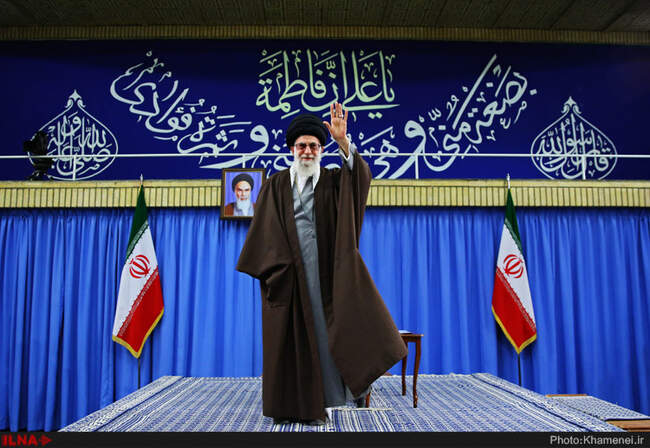 دیدار مداحان اهل‌بیت علیهم‌السلام با حضرت آیت‌الله خامنه‌ای رهبر انقلاب اسلامی