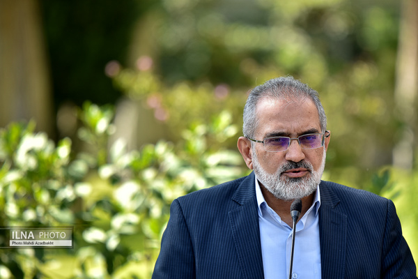 متناسب‌سازی حقوق کارمندان و کارکنان دولت از ۵ تا ۲۰ درصد است/ دولت موافق تفکیک وزارت صمت بود؛ خود مجلس به نتیجه نرسید