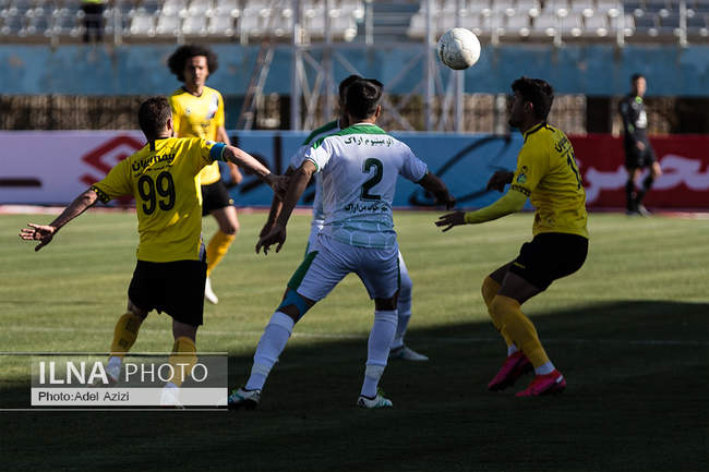 ٖلیگ برتر / آلومینیوم اراک 1 - سپاهان اصفهان ۶
