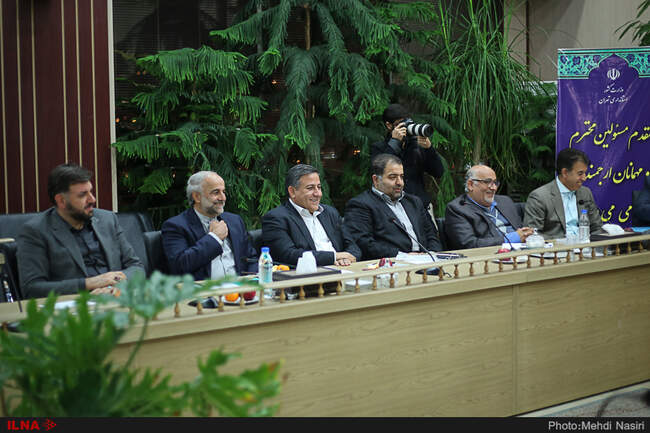 نشست مشترک اعضای شورای شهر تهران با محمدرضا مقیمی استاندار تهران