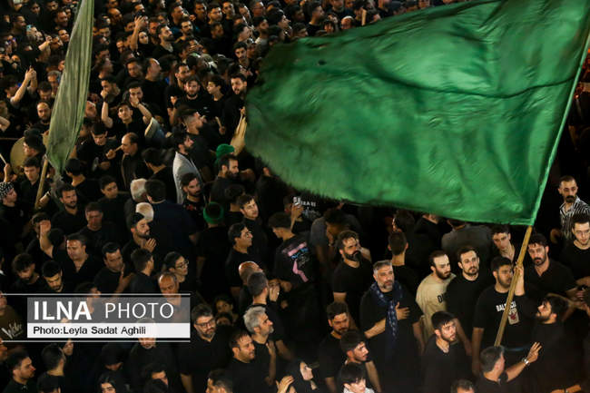 آیین مشعل گردانی در دولت آباد