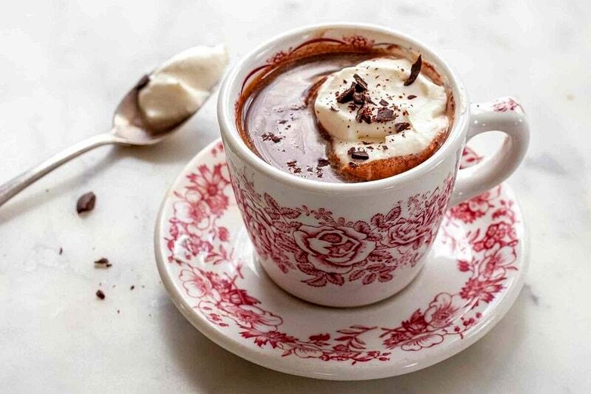 بیسکوییت داغ، یک نوشیدنی دلچسب برای روز‌های سرد