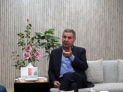 به زودی شاهد رفع فیلتر برخی پلتفرم‌ها خواهیم بود/ نمایندگان مجلس نباید در عزل و نصب‌ها دخالت کنند