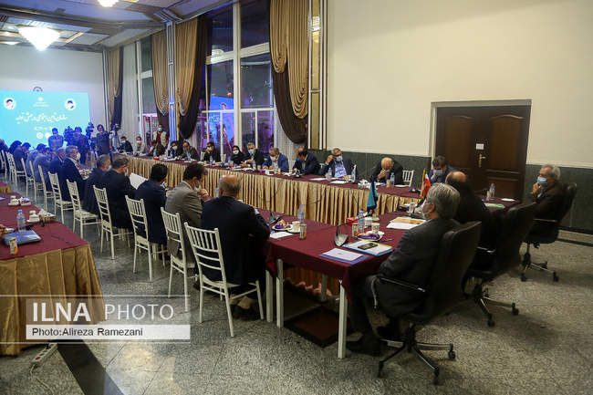 نشست بررسی نقش سازمان تامین اجتماعی در جهش تولید