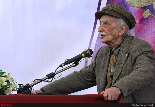 نشست کتابخوانی ویژه هنرمندان پیشکسوت 