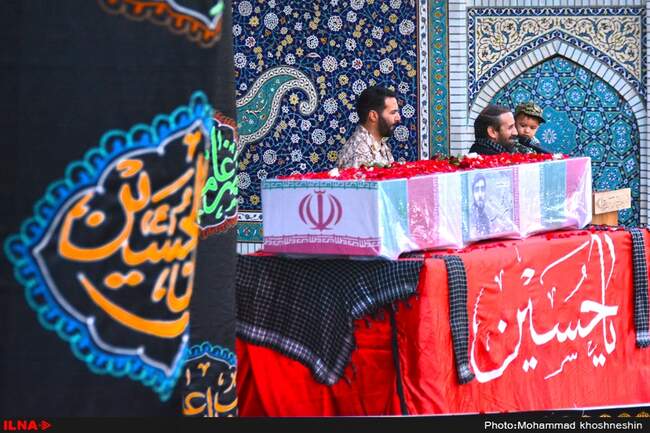 مراسم وداع با پیکر شهید حججی در حرم مطهر امام رضا (ع)
