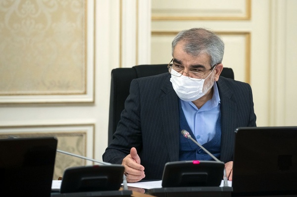 با کسانی که در داخل شایعات را با نیت برهم‌زدن آرامش جامعه نشر می‌دهد، با برخورد شود