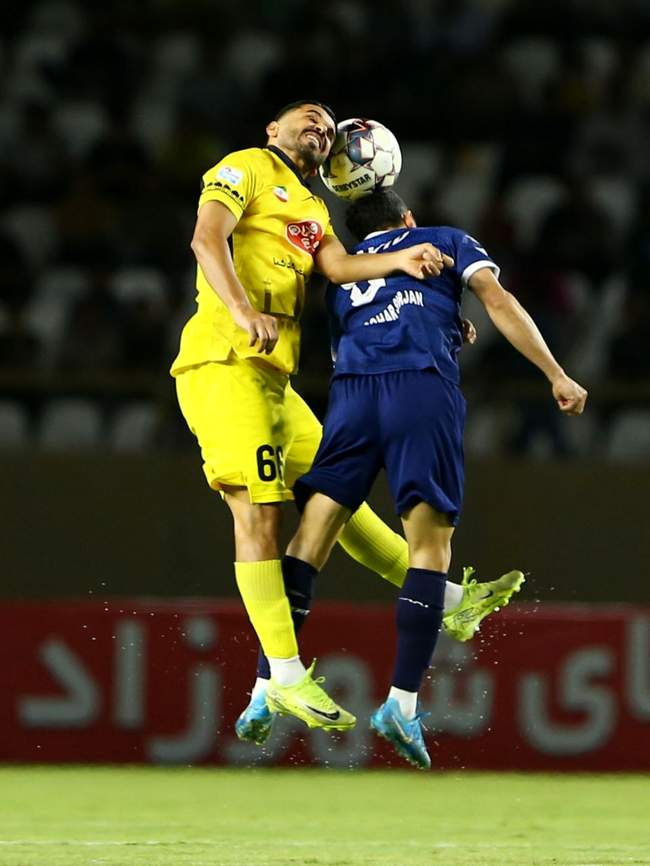 گزارش تصویری دیدار فجرسپاسی و گل گهر