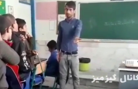 تنبیه متفاوت یک معلم جوان برای دانش آموزانی که درس نمیخوانند +ویدئو