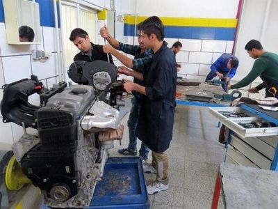 اقشار مولد، کارگران و تولیدکنندگان اولویت فعلی کشور نیستند
