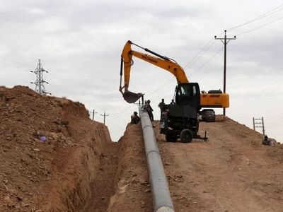 اجرای 32 کیلومتر توسعه شبکه و خط انتقال آب در شیراز