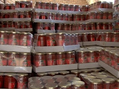 دستگیری مفسد اقتصادی با 7 میلیارد و 600 میلیون ریال کالای احتکار شده در بیرجند