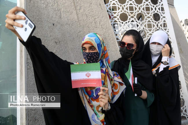 اجتماع بزرگ دختران انقلاب