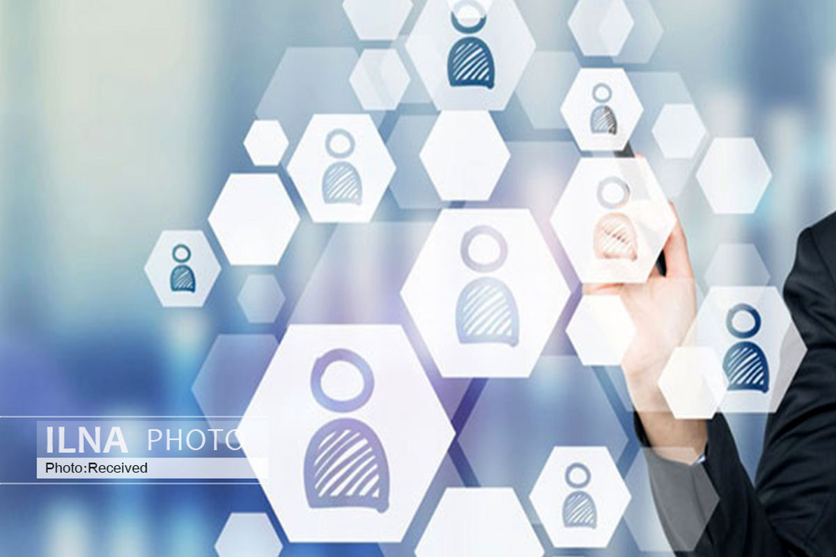 کاریابی به شرط داشتن آشنا/ دوستان و آشنایان عامل ورود برخی افراد به بازار کار