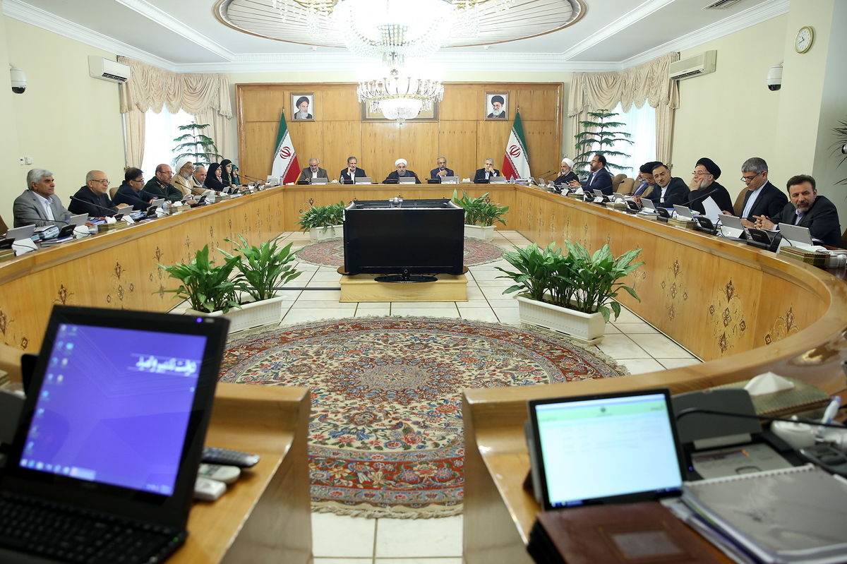  پاسخ دولت به ادعای «تمرکز منابع بانکی در دست ۴ درصد جمعیت و بی‌بهره ماندن ۹۶ درصد باقی‌مانده»