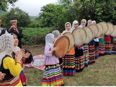جشنواره شکوفه‌های بهار نارنج در کومله