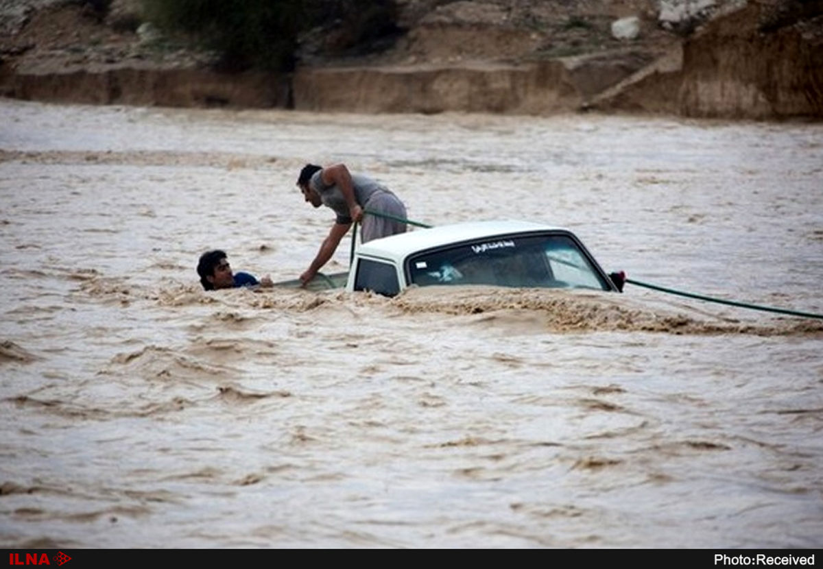 مسئولان برای سلفی گرفتن به سیستان و بلوچستان نیایند/ از عملکرد برخی مسئولان گلایه‌مندیم/ آمار امدادرسانی‌ها با واقعیت همخوانی ندارد