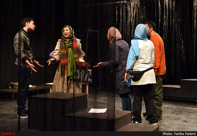 نمایش بهمن به نویسندگی و کارگردانی افروز فروزند