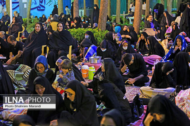احیای شب بیست و یکم ماه رمضان در گلستان شهدا‎ اصفهان