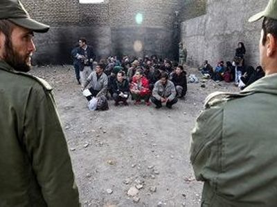 جمع آوری معتادان متجاهر از دره فرحزاد