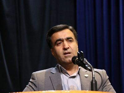 نباید همه مسائل را به گردن تغییر اقلیم گذاشت/ 270 میلیون هکتار از اراضی کشورهای همسایه منبع گرد و غبار/ لزوم توجه به دیپلماسی با کشورهای همسایه در زمینه مسائل زیست‌محیطی