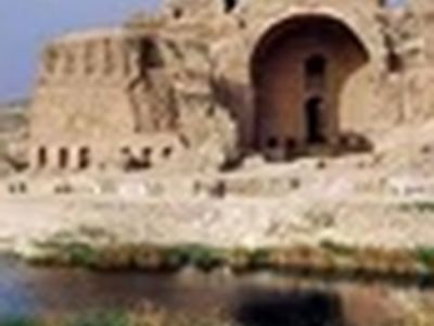 جاده عسلویه - شیراز برای کاخ اردشیر بابکان مشکلی ایجاد نمی‌کند