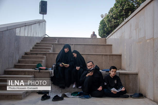 مراسم دعای عرفه در مصلای امام خمینی(ره)