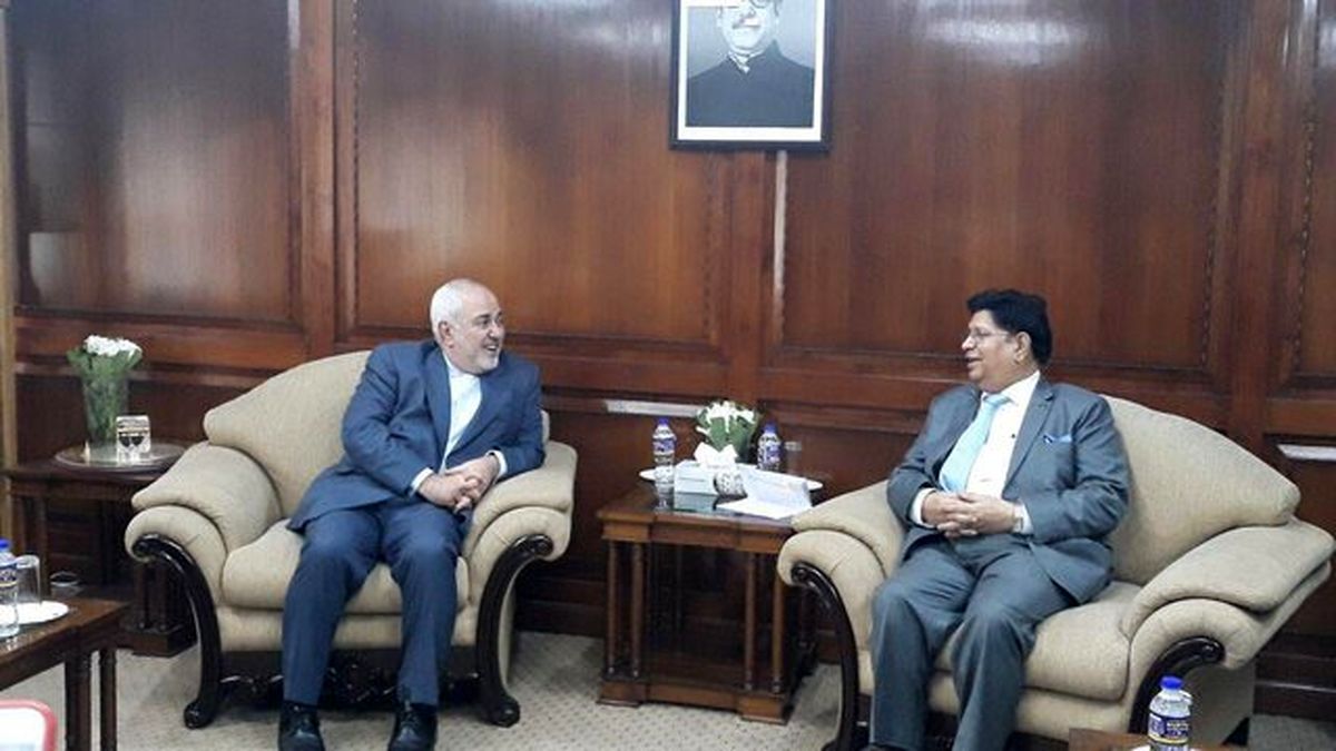 وزیر امور خارجه کشورمان با همتای بنگلادشی خود دیدار کرد