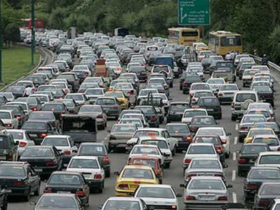 ترافیک نیمه‌سنگین در باند جنوبی آزادراه تهران _ کرج