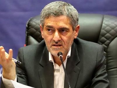 شهادت یک نفر در حمله تروریستی عصر امروز به حرم شاهچراغ/ تروریست دستگیر شده است