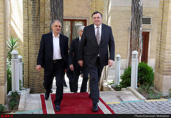 امضای قرارداد نفتی 4.8 میلیارد دلاری توتال فرانسه با ایران