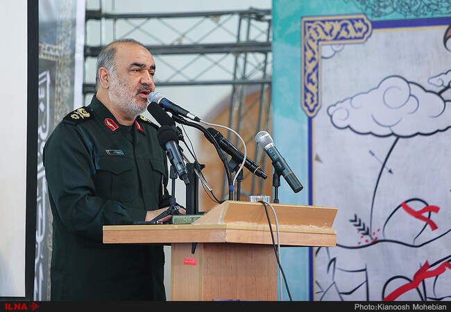 حضور مسئولان و فرماندهان نظامی در مراسم بزرگداشت شهید محسن حججی