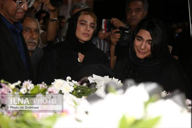 ورود پیکر استاد محمدعلی بهمنی به بندرعباس