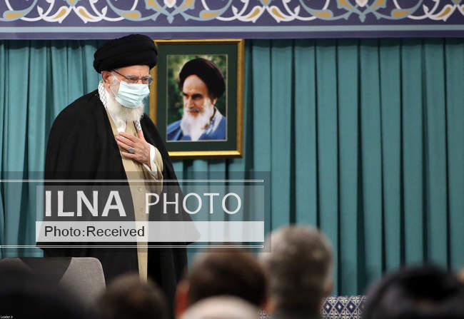 دیدار جمعی از مردم، مسئولان و مهمانان کنفرانس وحدت اسلامی با مقام مع