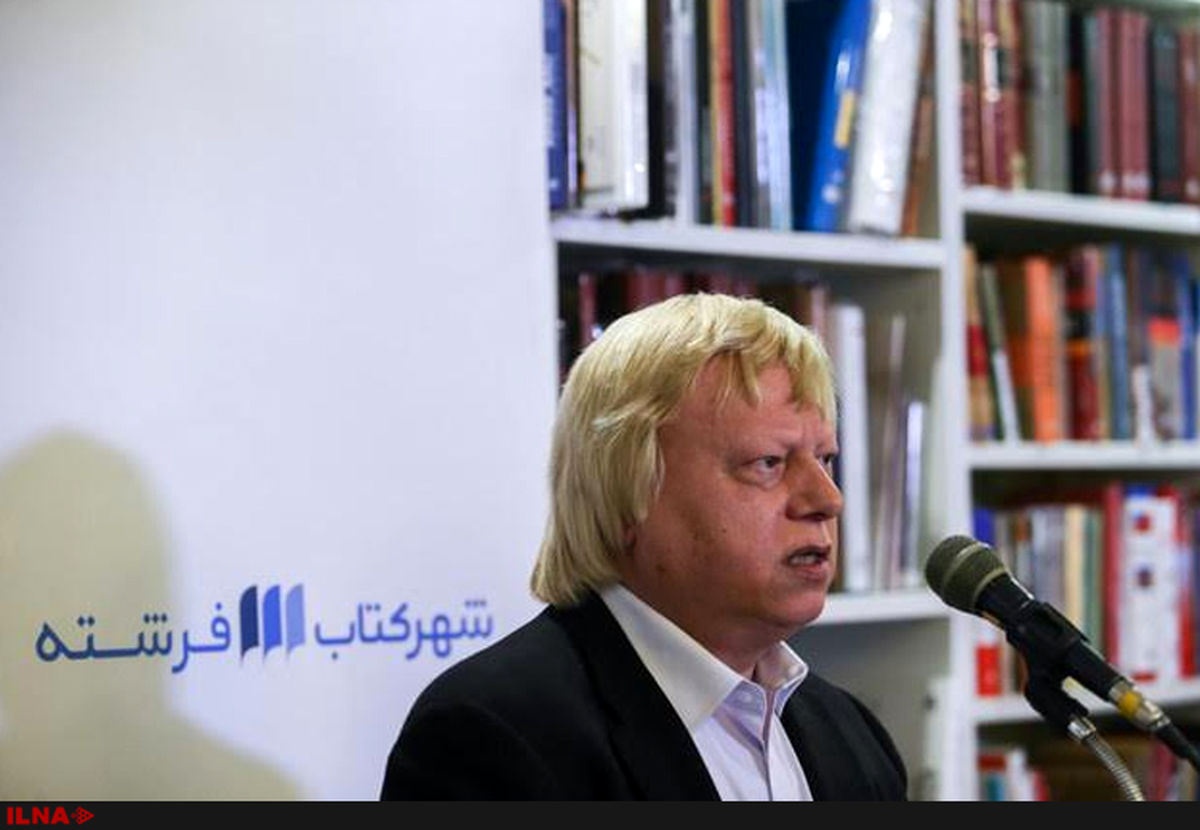 سیدمحمد بهشتی: تبدیل به بازنشستگان مجرم شده‌ایم