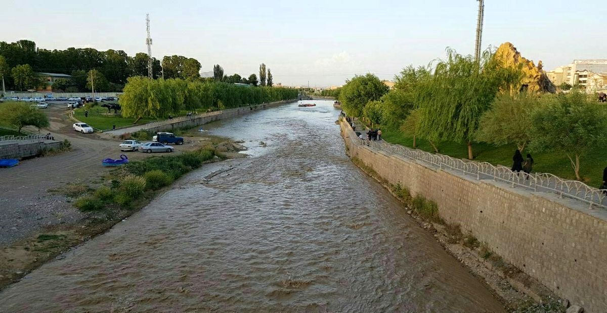 لایروبی رودخانه  شهر چای ارومیه انجام می شود /ضرورت بررسی وضعیت نامناسب کانال دره چای